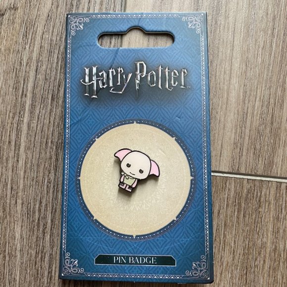Official Harry Potter merch- Dobby pin badge- BUNDLE DISCOUNT - Picture 1 of 1